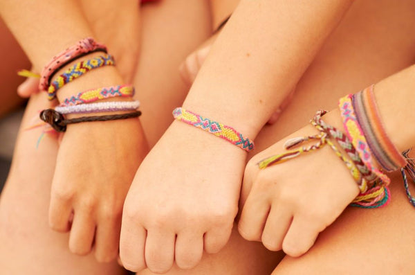 Best Friends Bracelet Making Kit - A Handmade Craft for Endless Joy and Lasting Bonds!